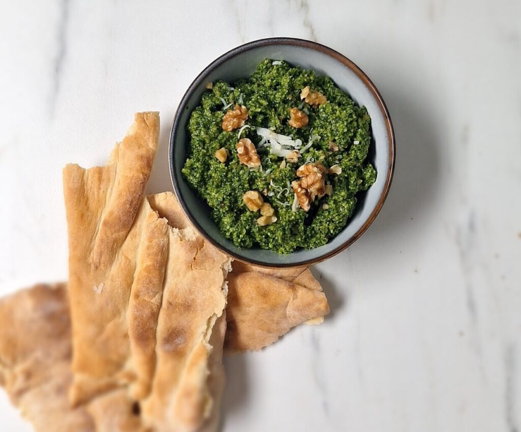 Groene kool pesto
