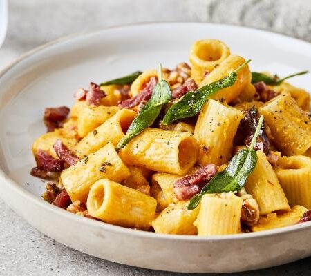 Pompoenpasta met Citroen en geroosterde noten