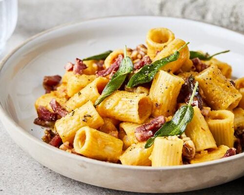 Pompoenpasta met Citroen en geroosterde noten