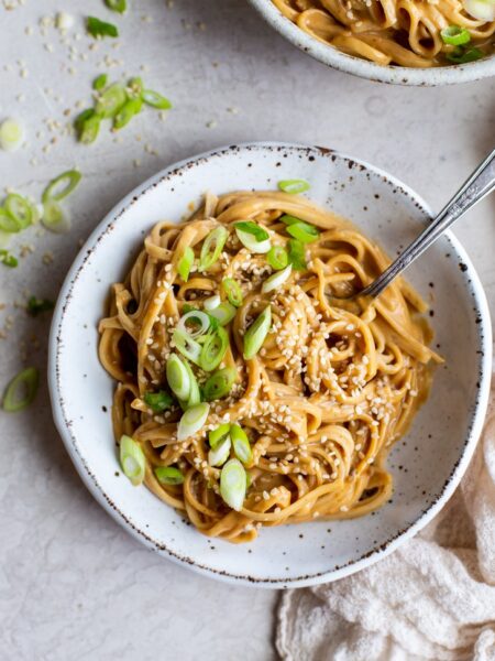 Romige ramen noodles