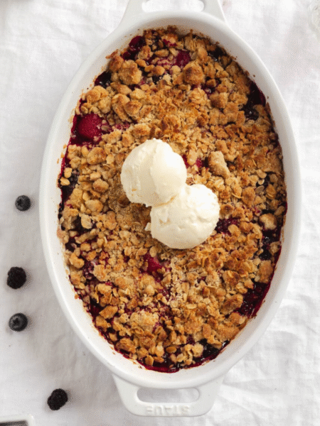 Warme bessen crumble