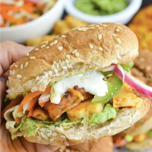 Pittige halloumi en ananas burgers