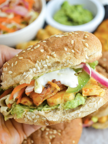 Pittige halloumi en ananas burgers