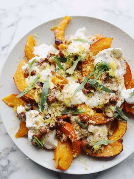 Gegrilde pompoen met burrata