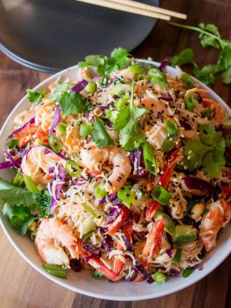 Zomerse Thaise noodle salade